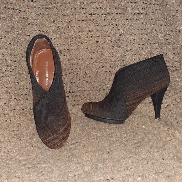 UN UNITED NUDE™ FOLD HI Booties-Black Orange Ombre Stripe-Sz 39-Excellent - Picture 1 of 7